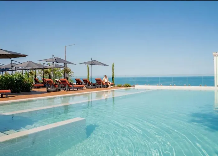 Modern 1-bed With Pool & Seaview Appartamento Varna