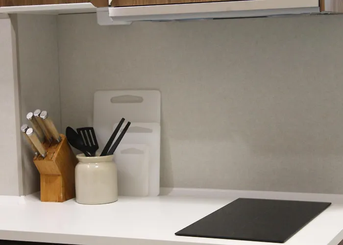 Modern 1-bed With Pool & Seaview Appartamento *