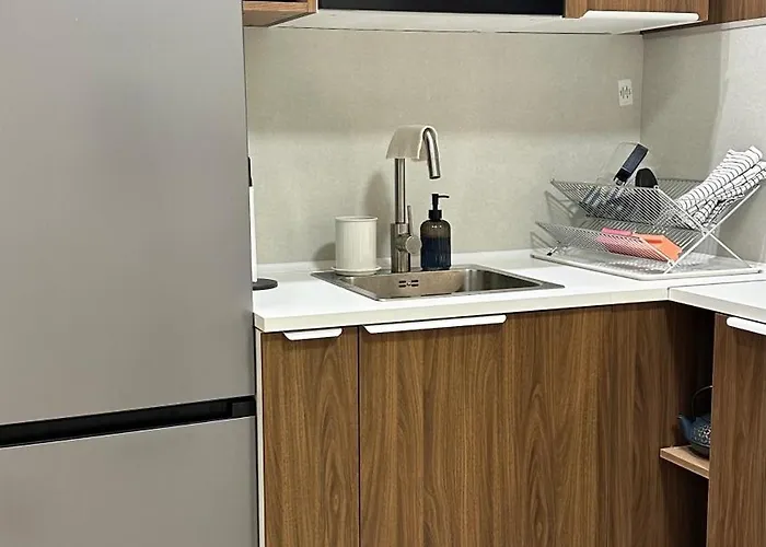 Modern 1-bed With Pool & Seaview 아파트 *