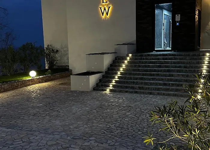 아파트 Modern 1-bed With Pool & Seaview 바르나